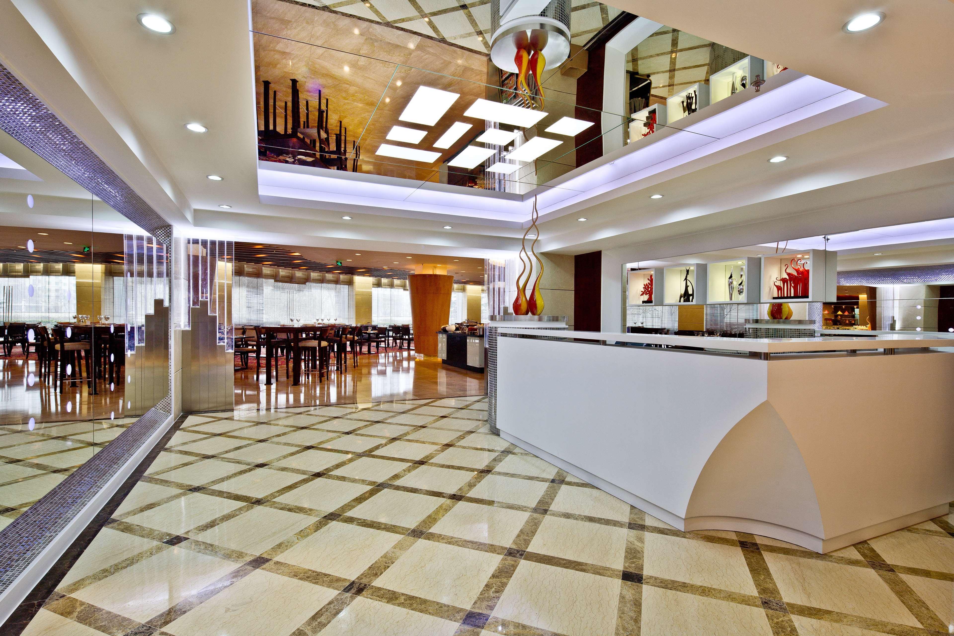 Отель Park Plaza Beijing Science Park Экстерьер фото